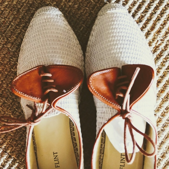 Sarah Flint Shoes - 🌟SOLD🌟NWOT Sarah Flint Cream Woven Espadrilles